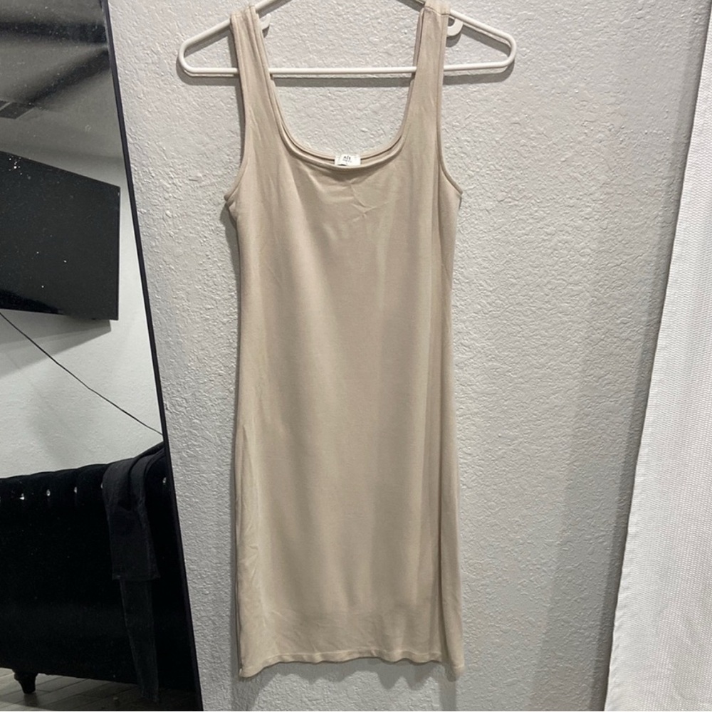 Elegant Cream Midi Dress